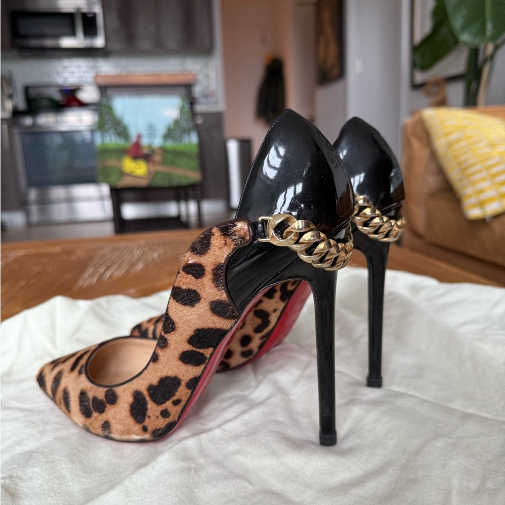 Leopard Print Stiletto Heels with Gold Chain